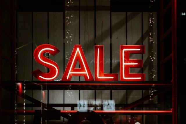 What Are Flash Sales? The Mobile-First Strategy Driving 48% Higher Conversions